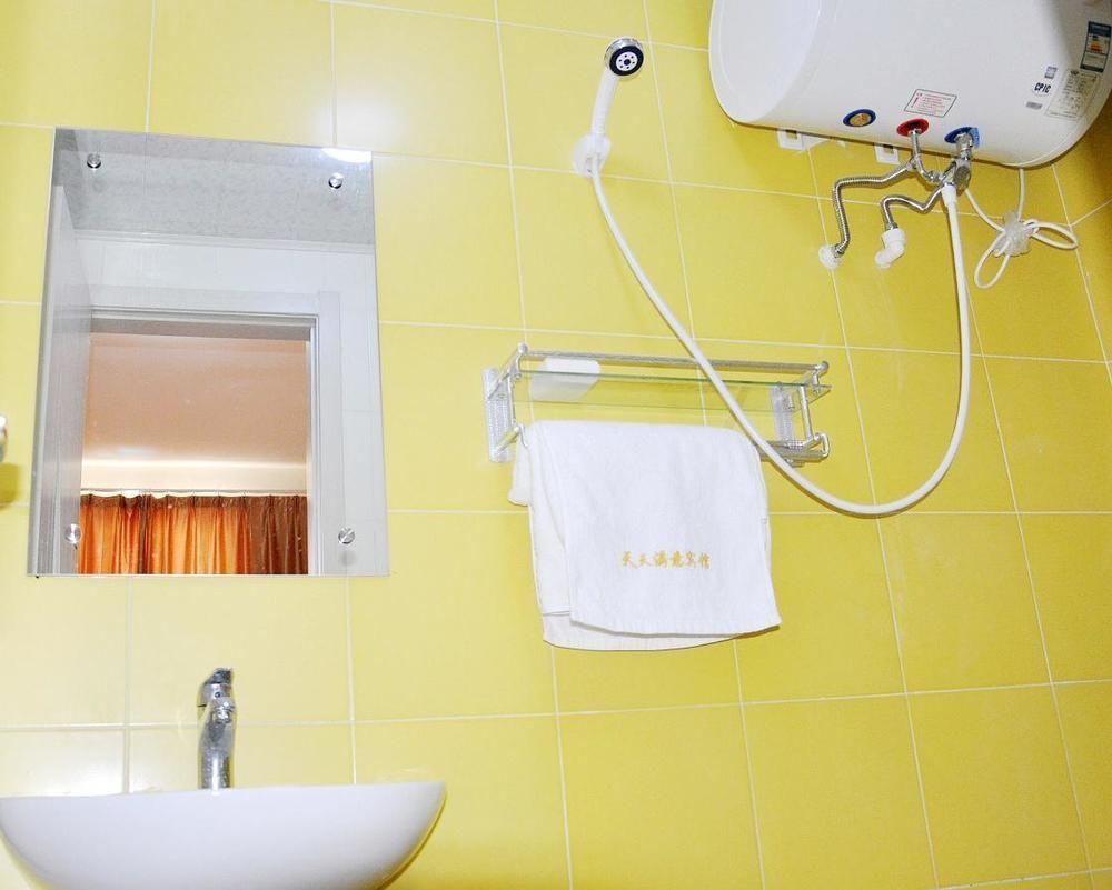 Qingdao Tianmanyi Hotel Bagian luar foto